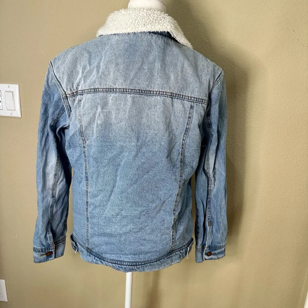 TILLY'S RSQ Sherpa Lined Denim Trucker Jean Jacket - small - Picture 6 of 13